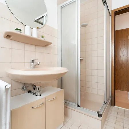 Schoene Aussicht Nr1 Apartmán *